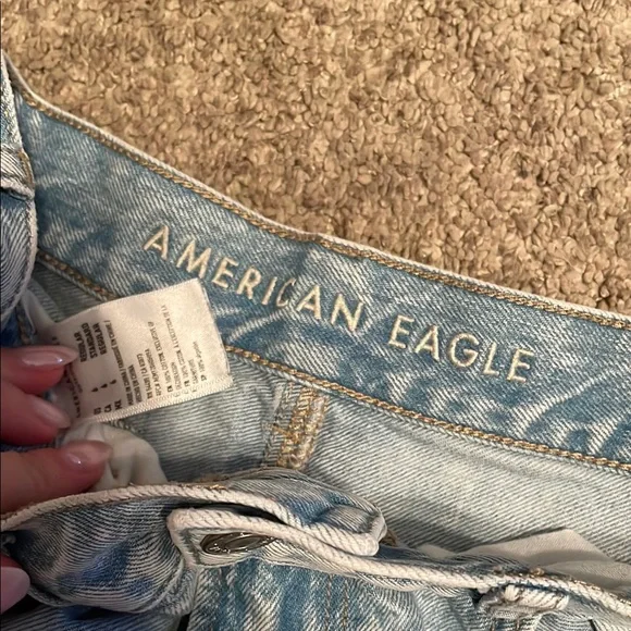 Distressed Light Blue Women's Jeans - Picture 3 of 3